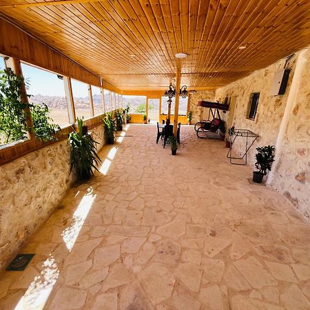 Petra Royal Ranch Bed and Breakfast Ουάντι Μούσα Εξωτερικό φωτογραφία