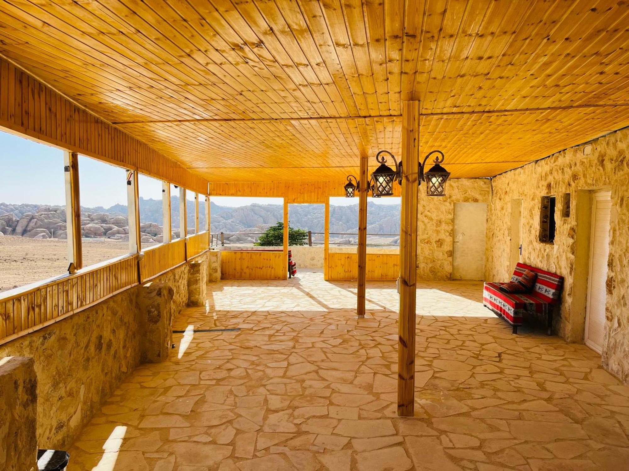 Petra Royal Ranch Bed and Breakfast Ουάντι Μούσα Εξωτερικό φωτογραφία