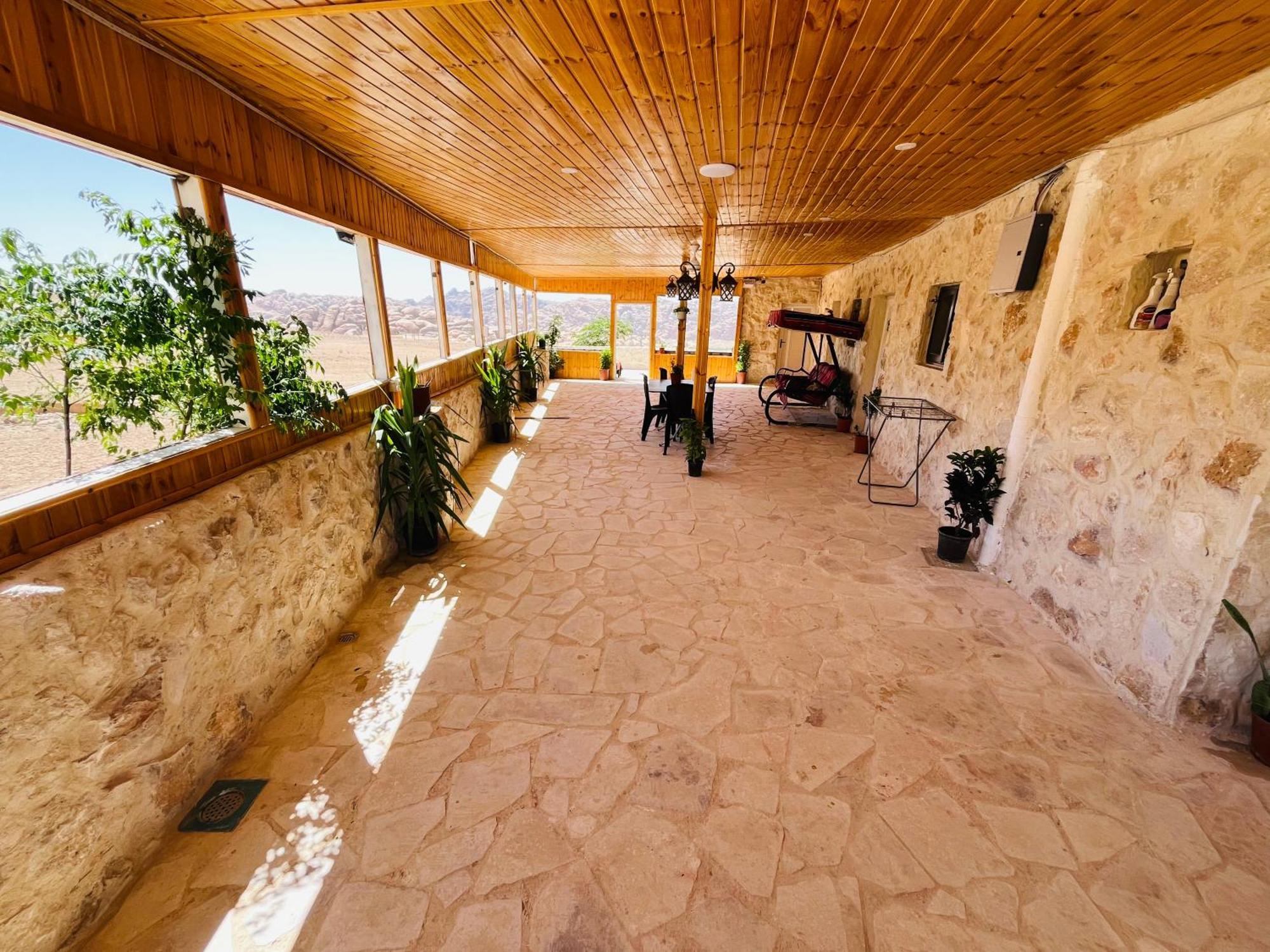 Petra Royal Ranch Bed and Breakfast Ουάντι Μούσα Εξωτερικό φωτογραφία